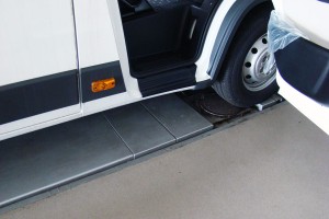 nakładki progowe Fiat Ducato/Citroen Jumper/Peugeot Boxer (2006-->)