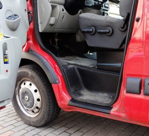 nakładki progowe Opel Movano/Renault Master/Nissan Interstar (2003-->2010)