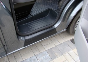 nakładki progowe Volkswagen Transporter T5 (2003-->2014)