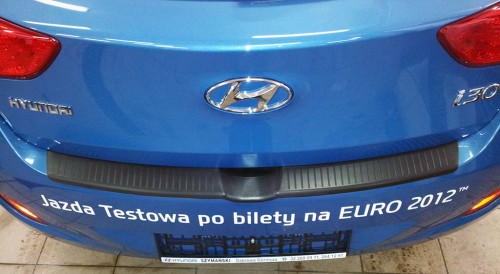 Hyundai i30 HB N.zderzaka N-0023.jpg