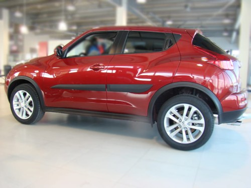 Nissan Juke L.boczna F-30 strona sklep).jpg