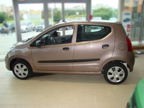 RRSuzuki Alto L.boczna F-22 (2).jpg