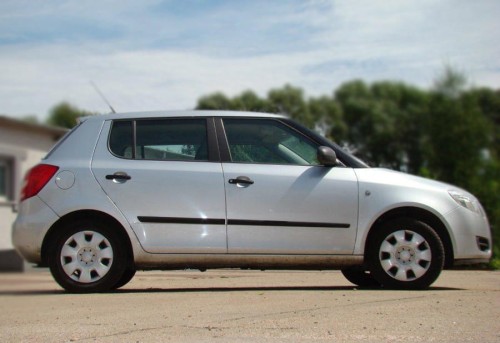 Skoda Fabia II 2007 - L.boczna F-3 strona.jpg