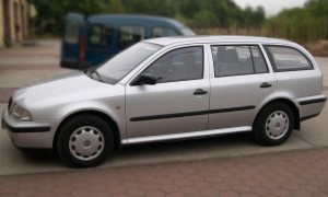 listwy drzwiowe Skoda Octavia I