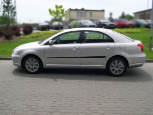 listwy drzwiowe Toyota Avensis 03-08