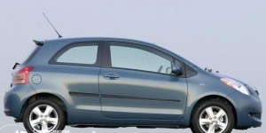 listwy drzwiowe Toyota Yaris 
