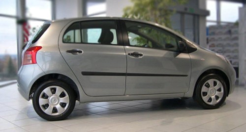 Toyota Yaris 5D (2006) - L.boczna F-14 strona sklep.jpg