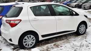 listwy drzwiowe Toyota Yaris 14-20