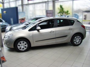 listwy drzwiowe Opel Astra J 5d
