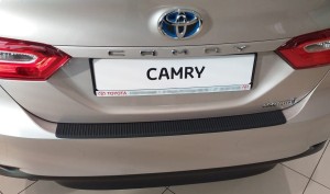 Nakładka na zderzak Toyota Camry (2018-->)