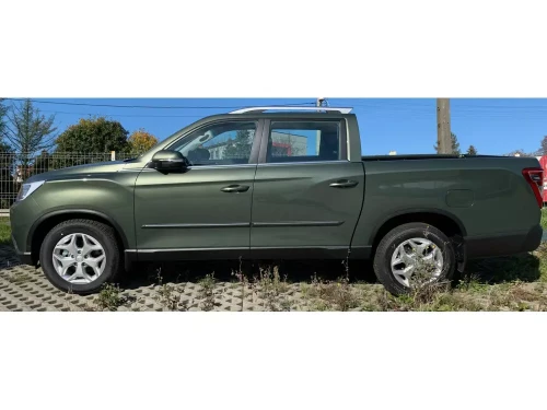 s1sangyong-musso-2020-listwy-boczne.jpg